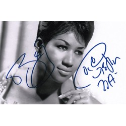 Aretha Franklin Autograph Signature Card