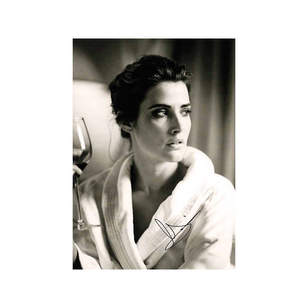 Cobie Smulders Autographed Photograph